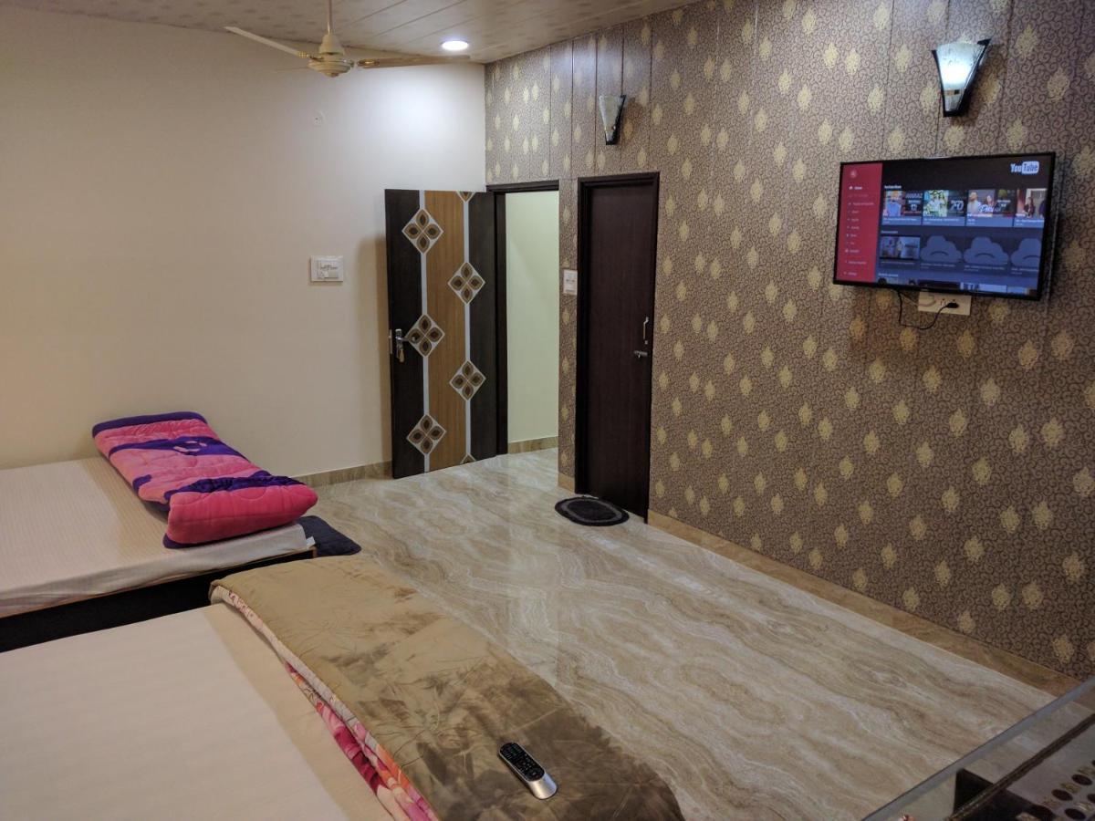 Mye Homestay 1 Near Golden Temple Амритсар Экстерьер фото